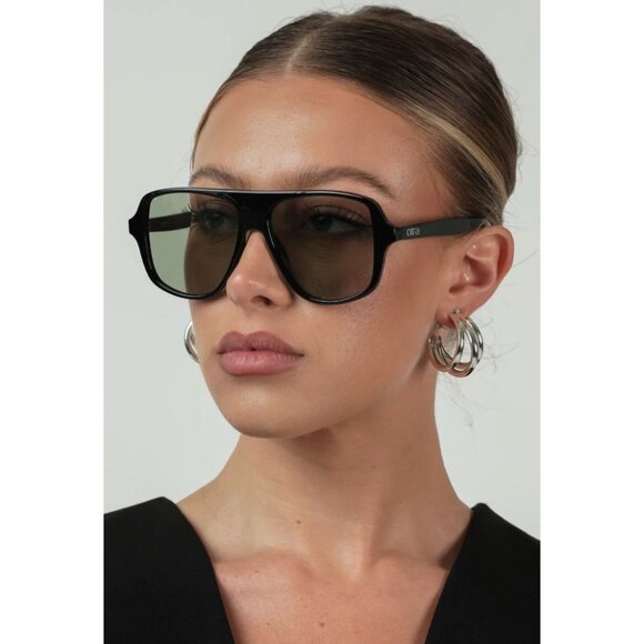 Otra Eyewear Mikki Sunglasses in Black - Picture 2 of 5